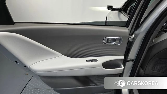 Hyundai Ionic 6 id 4494101 из Кореи 17