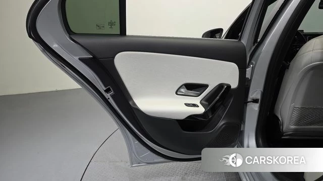 Mercedes-Benz A-Class W177 id 4285165 из Кореи 17