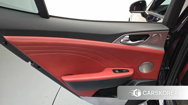 Kia Stinger Meister id 4849323 из Кореи 17