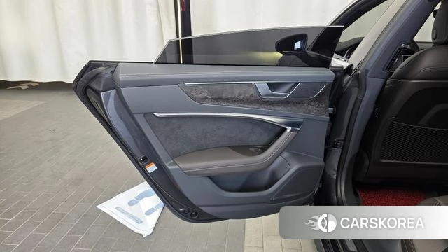 Audi A7 (4K) id 4445841 из Кореи 17