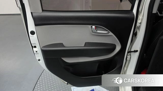 Kia The New Kia Ray id 4773778 из Кореи 17