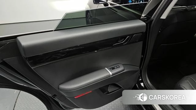 Hyundai Grandeur (GN7) id 4194466 из Кореи 17