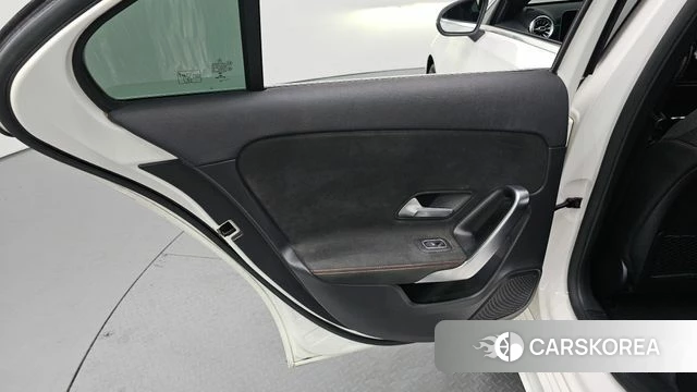 Mercedes-Benz A-Class W177 id 4325019 из Кореи 17