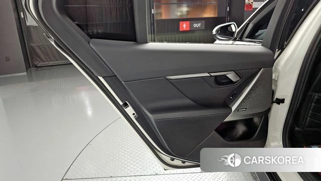 BMW 5 Series (G60) id 4194216 из Кореи 17