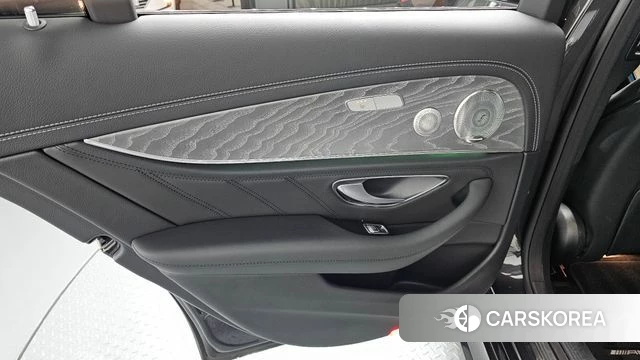 Mercedes-Benz E-Class W213 id 4488810 из Кореи 17