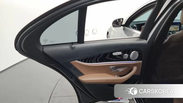 Mercedes-Benz E-Class W213 id 4318089 из Кореи 17