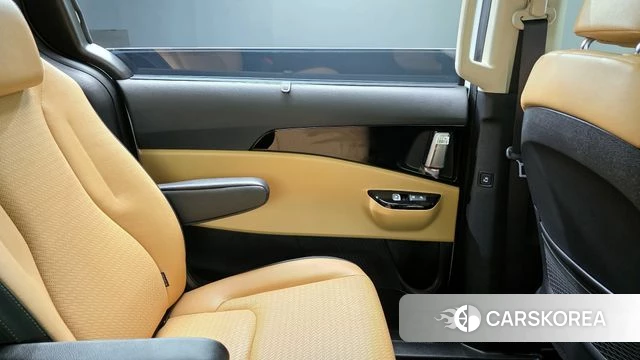 Kia Carnival 4th generation id 4360921 из Кореи 17