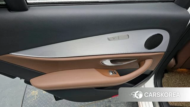 Mercedes-Benz E-Class W213 id 4355956 из Кореи 17