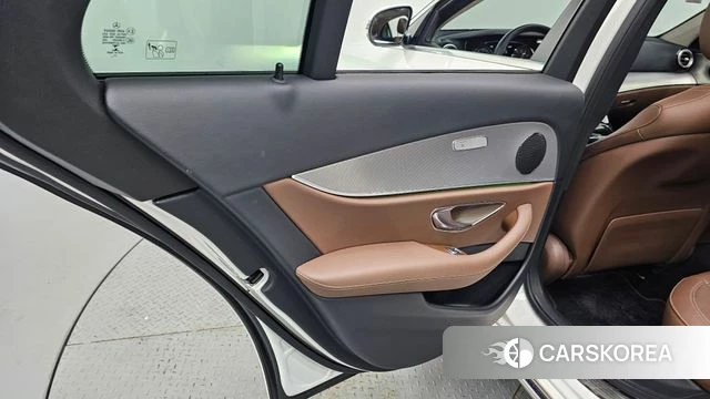 Mercedes-Benz E-Class W213 id 4574591 из Кореи 17