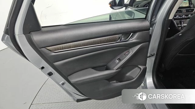 Honda Accord 10th Generation id 4294565 из Кореи 17
