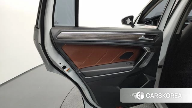 Volkswagen Tiguan Allspace id 4361166 из Кореи 17