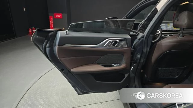 BMW i4 id 4282393 из Кореи 17