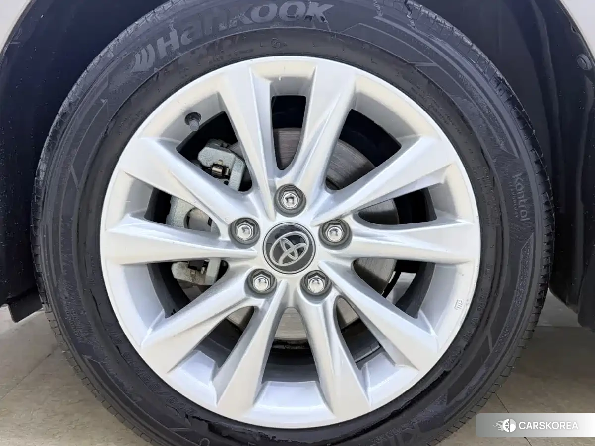 Toyota Corolla id 4548174 из Китая 18