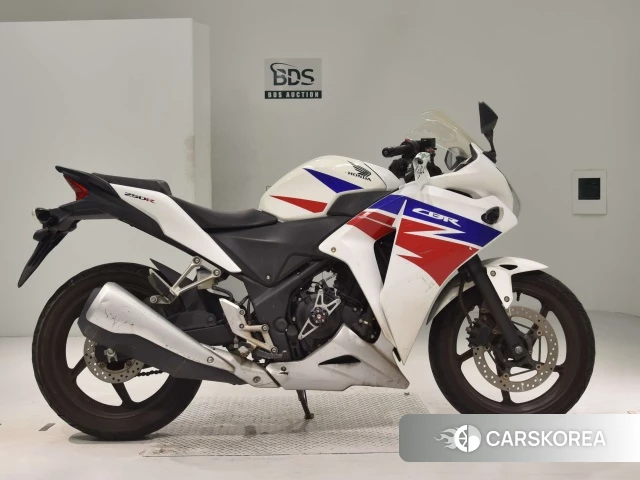 Проданный Honda CBR250R 2013 из Японии