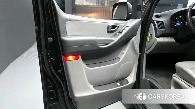 Hyundai The New Grand Starex id 4284792 из Кореи 17