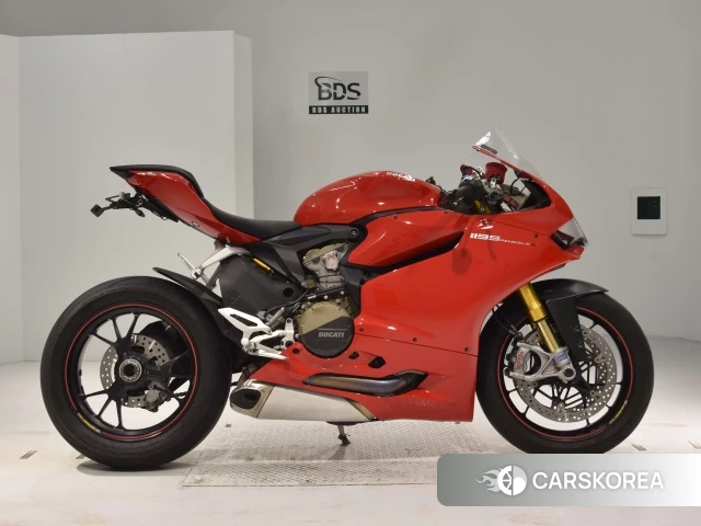 Проданный Ducati 1199 PANIGALE S 2013 из Японии
