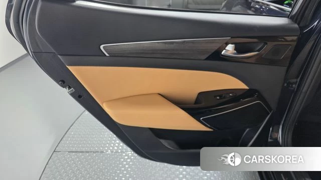 Kia K7 Premier Hybrid id 4496253 из Кореи 17