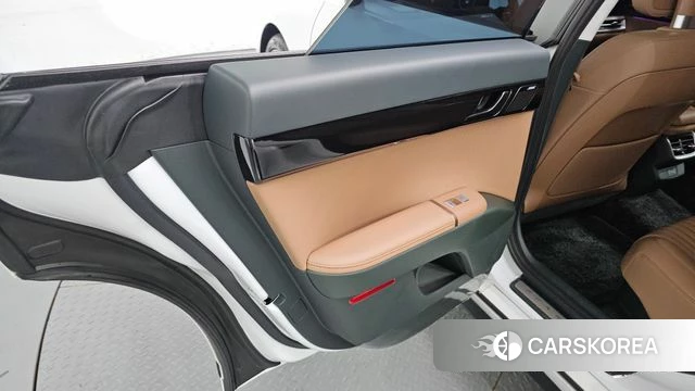 Hyundai Grandeur Hybrid (GN7) id 4329430 из Кореи 17