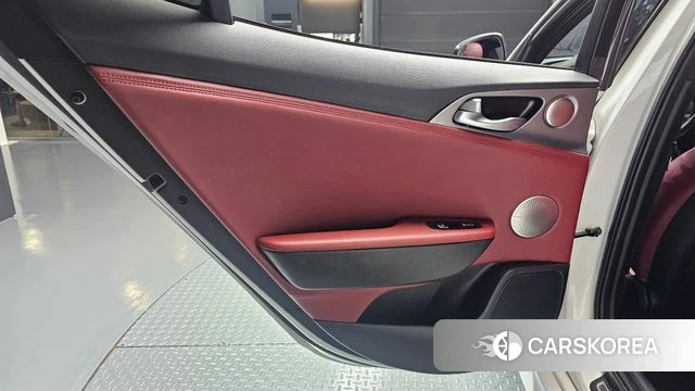 Kia Stinger id 4658372 из Кореи 17