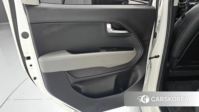 Kia The New Kia Ray id 4475107 из Кореи 17