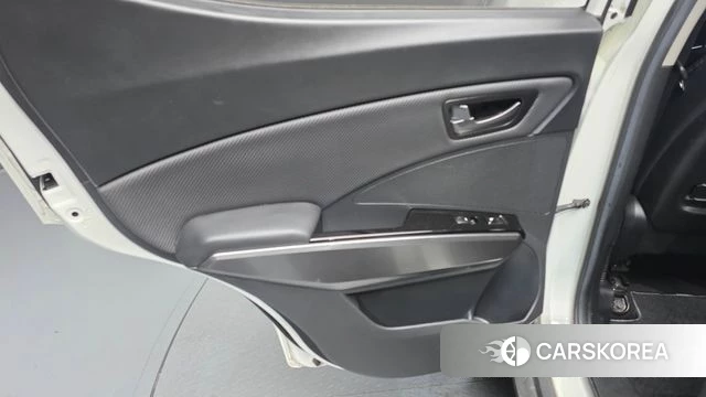 Ssangyong The New Tivoli id 4201356 из Кореи 17