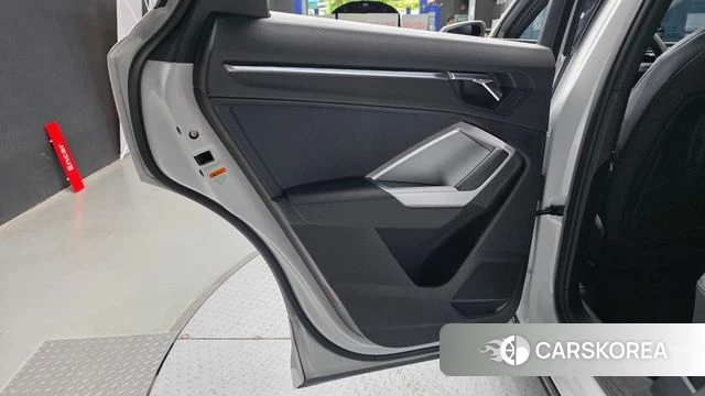 Audi Q3 (F3) id 4488434 из Кореи 16