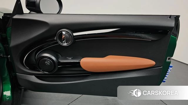 Mini Cooper S Convertible id 4757394 из Кореи 17
