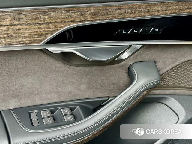 Audi A8 id 4342204 из Китая 17