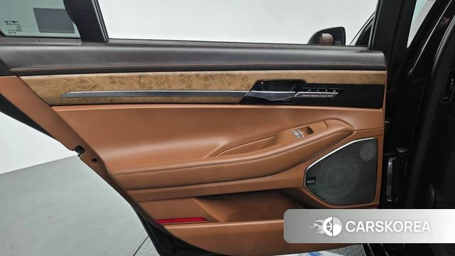 Genesis G90 id 4520420 из Кореи 17