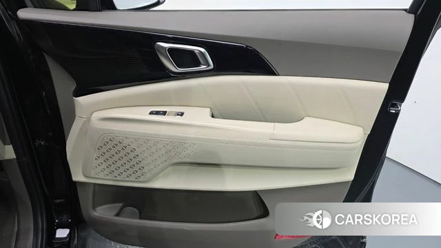 Kia The New Carnival 4th Generation id 4432440 из Кореи 17
