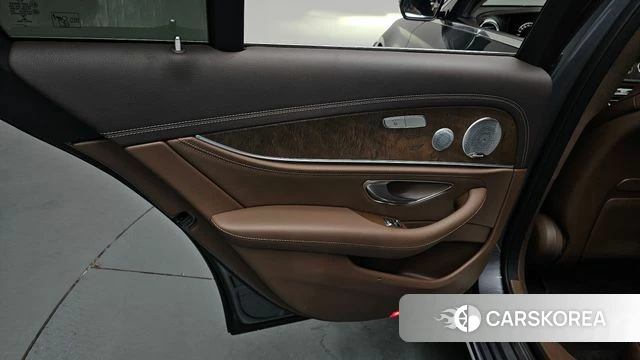 Mercedes-Benz E-Class W213 id 4477340 из Кореи 17