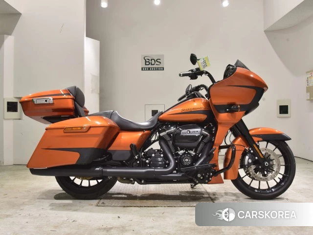 Проданный Harley-Davidson Road Glide FLTRXS1870 2019 из Японии, фото 2