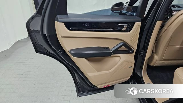 Porsche Cayenne (PO536) id 4223270 из Кореи 17