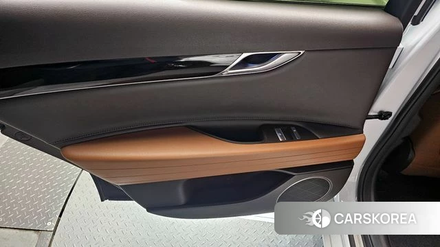 Genesis G80 (RG3) id 4187864 из Кореи 17