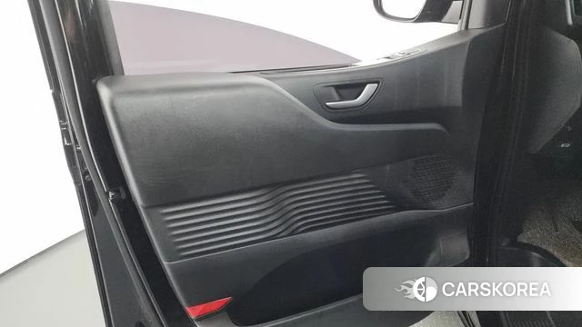 Hyundai Staria id 4624798 из Кореи 17