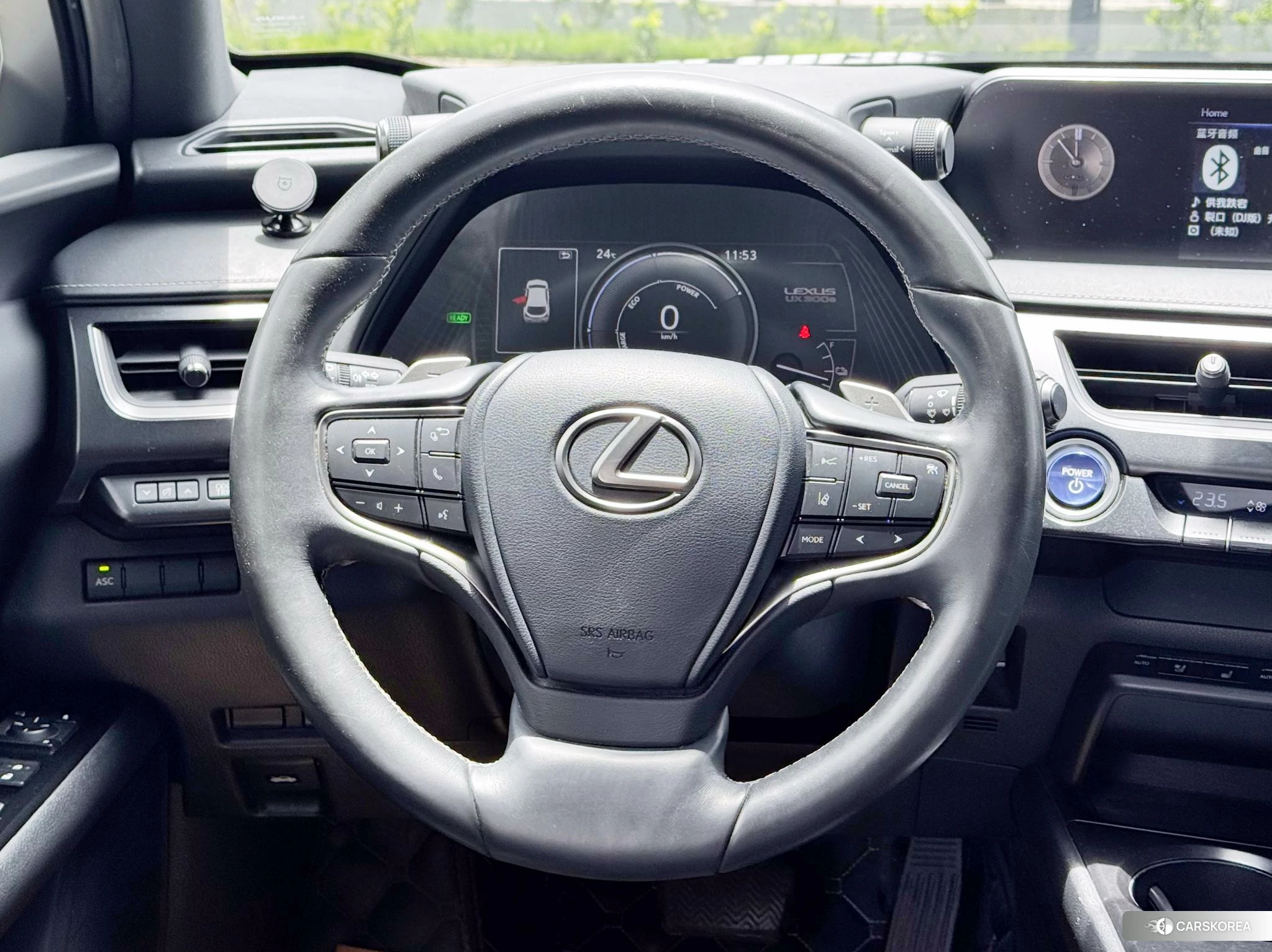 Lexus UX EV id 4468014 из Китая 17