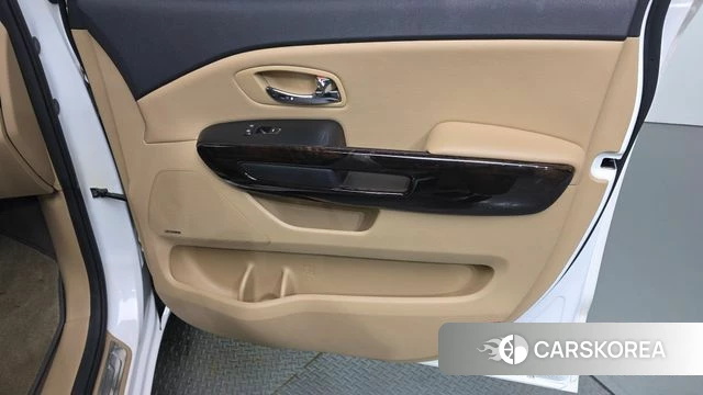 Kia The New Carnival id 4652197 из Кореи 16