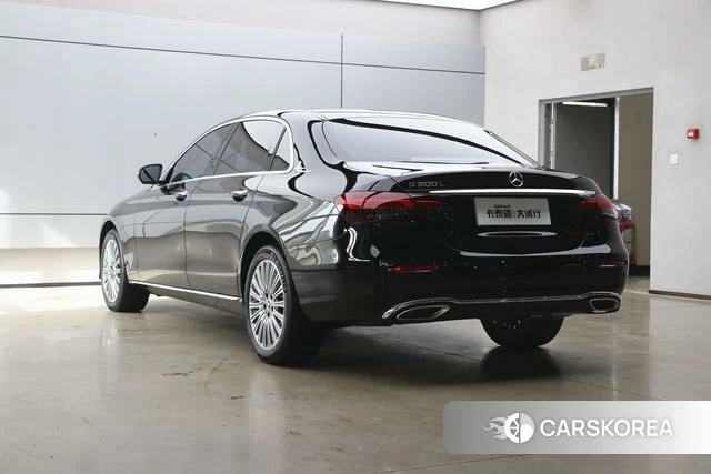 Mercedes-Benz E-class id 3919584 из Китая 17