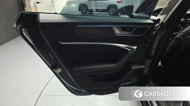 Audi A7 (4K) id 4703005 из Кореи 17