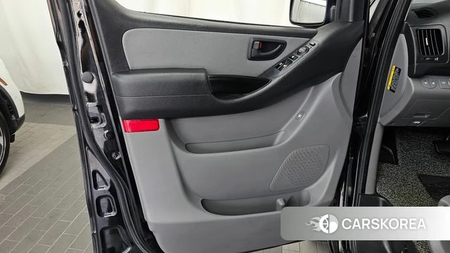 Hyundai The New Grand Starex id 4850056 из Кореи 17
