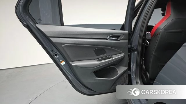 Volkswagen Golf 8th Generation id 4387735 из Кореи 17