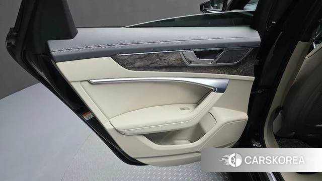 Audi A6 (C8) id 4573215 из Кореи 17