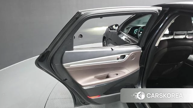 Hyundai The New Grandeur IG Hybrid id 4936991 из Кореи 17