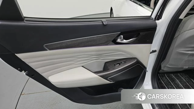 Kia K7 Premier Hybrid id 4458882 из Кореи 17