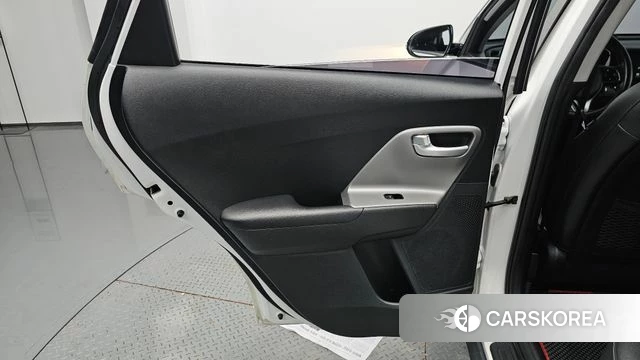Kia The New Niro id 4923579 из Кореи 17