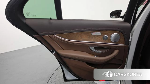 Mercedes-Benz E-Class W213 id 4907111 из Кореи 17
