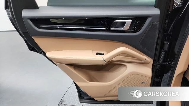 Porsche Cayenne (PO536) id 4482560 из Кореи 17
