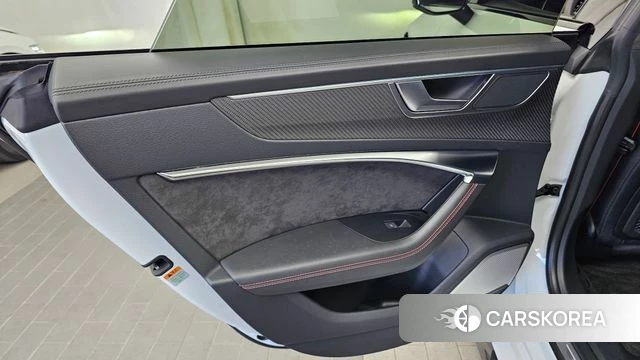 Audi RS7 (4K) id 4495339 из Кореи 17