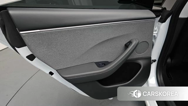 Tesla Model 3 id 4778035 из Кореи 17