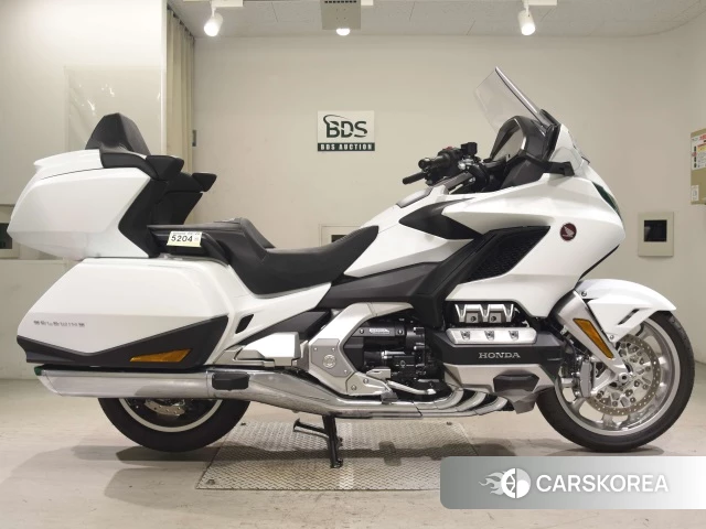 Проданный Honda GL1800 TOUR DCT 2024 из Японии